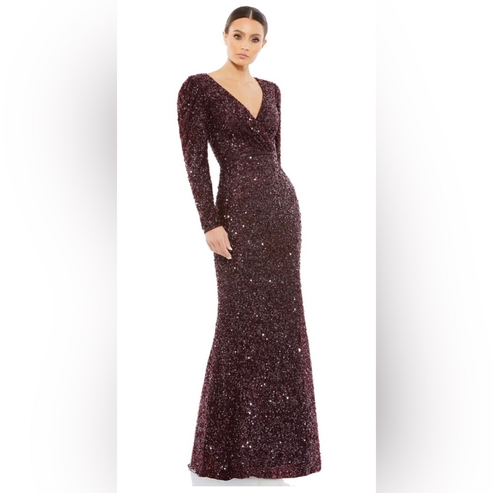 NWOT Mac Duggal Puff Shoulder Sequined Surplice Gown Mahogany Color Size 8